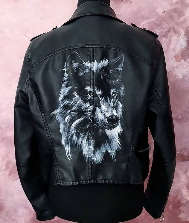 WOLF